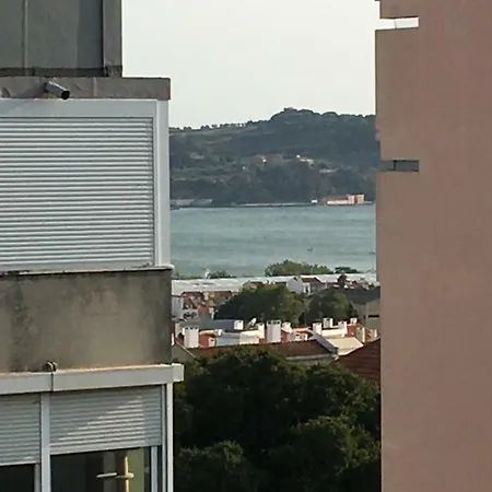 Apartament Cantinho Da Ajuda - Belem *